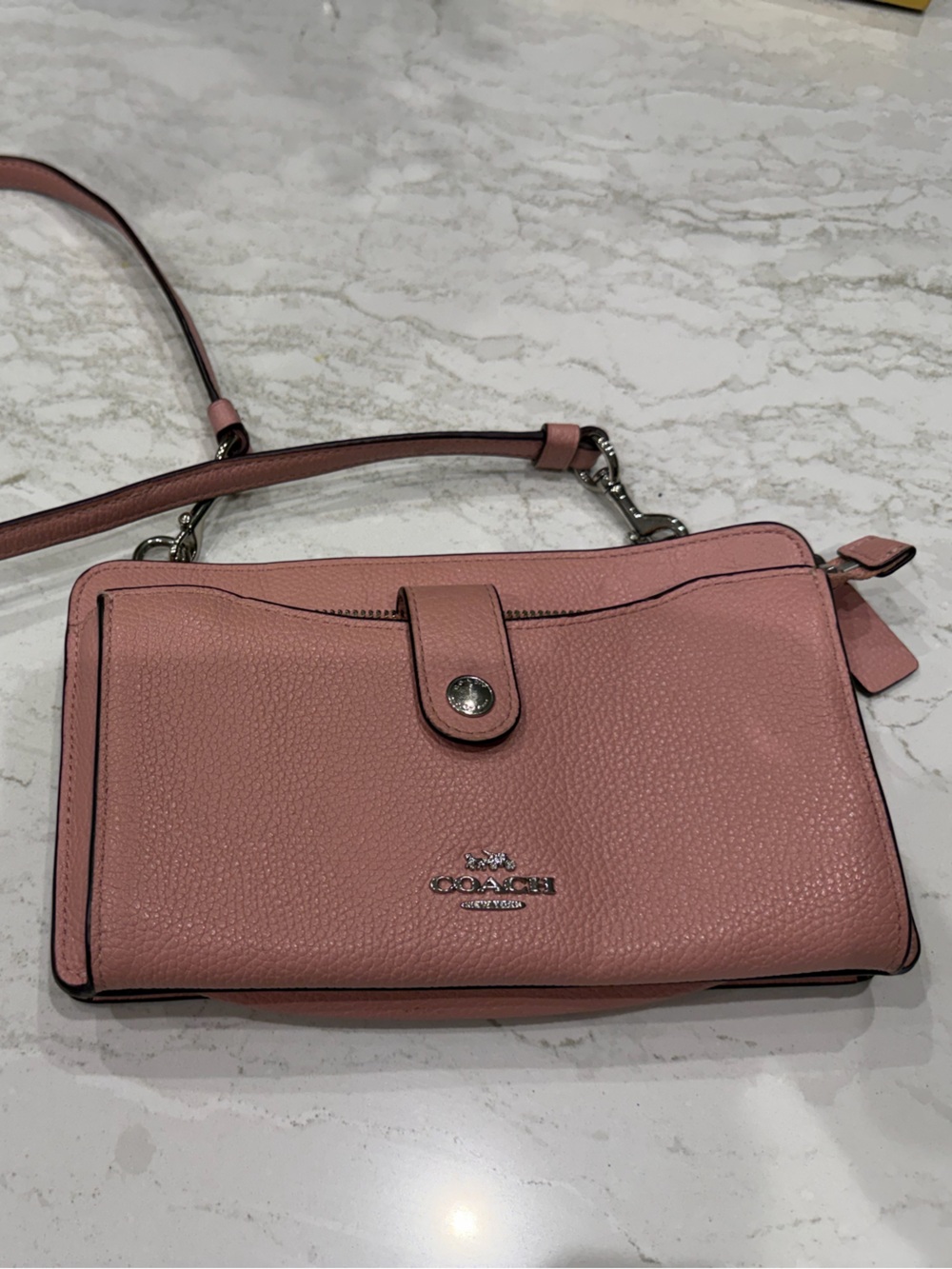Coach Pebble Leather Crossbody Bag in Dusty Pink noa pop up messenger